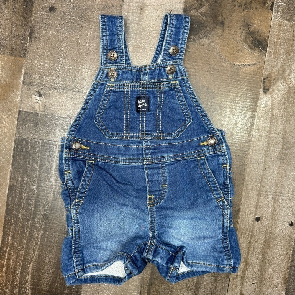 Oshkosh B’gosh Denim Short Overalls size 9 months